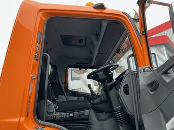 Interior photo 1: Лизинг на Mercedes-Benz Atego 1630 AK 4x4 Atego 1630 AK 4x4, 2x Nebenantrieb, Rechtslenker Mercedes-Benz Atego 1630 AK 4x4 Atego 1630 AK 4x4, 2x Nebenantrieb, Rechtslenker