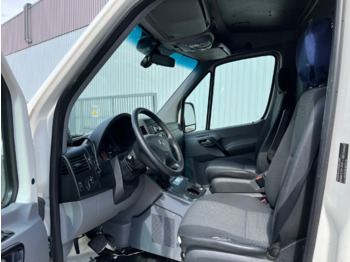 Линейка Mercedes-Benz Sprinter 313 CDI 4x2 Sprinter 313 CDI 4x2, EEV, Krankenwagen: снимка 4 Линейка Mercedes-Benz Sprinter 313 CDI 4x2 Sprinter 313 CDI 4x2, EEV, Krankenwagen: снимка 4