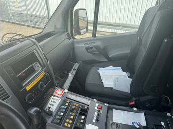 Линейка Mercedes-Benz Sprinter 516 CDI 4x2 Sprinter 516 CDI 4x2, Rettungswagen, Bi-Xenon: снимка 3 Линейка Mercedes-Benz Sprinter 516 CDI 4x2 Sprinter 516 CDI 4x2, Rettungswagen, Bi-Xenon: снимка 3