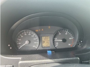 Линейка Mercedes-Benz Sprinter 516 CDI 4x2 Sprinter 516 CDI 4x2, Rettungswagen, Bi-Xenon: снимка 2 Линейка Mercedes-Benz Sprinter 516 CDI 4x2 Sprinter 516 CDI 4x2, Rettungswagen, Bi-Xenon: снимка 2