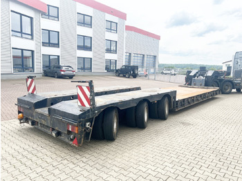 Нискорамна площадка полуремарке За превоз на тежка техника Nooteboom Euro-54-03 Euro-54-03, Schwanenhals abfahrbar, Hydr. Zwangsgelenkt: снимка 2
