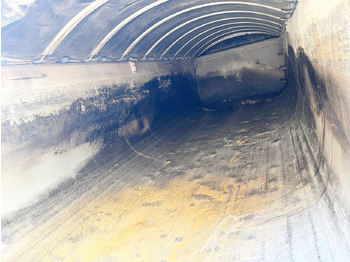 Полуремарке Schmitz Cargobull SKI 24 SL 7.2 SKI 24 SL 7.2, Thermo-Stahlmulde ca. 24m³, Liftachse, E-Verdeck: снимка 2 Полуремарке Schmitz Cargobull SKI 24 SL 7.2 SKI 24 SL 7.2, Thermo-Stahlmulde ca. 24m³, Liftachse, E-Verdeck: снимка 2