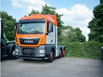 Влекач MAN TGX 26.510