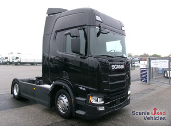 Влекач SCANIA R 450