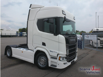 Влекач SCANIA R 460