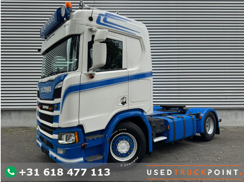 Влекач SCANIA R 450