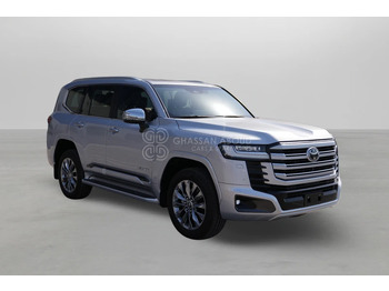 Джип TOYOTA Land Cruiser