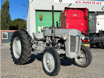 Трактор Diversen FERGUSON tractor: снимка 2