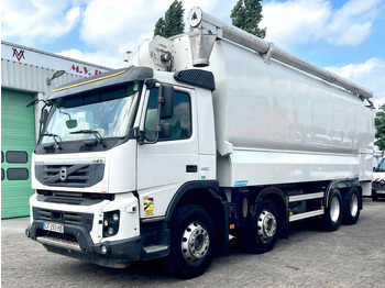 Камион цистерна VOLVO FMX 450