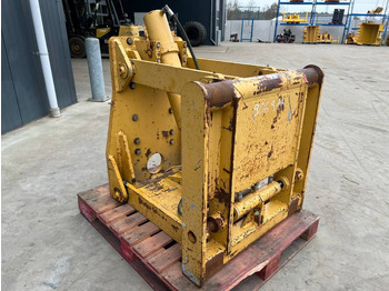 Прикачен инвентар CATERPILLAR