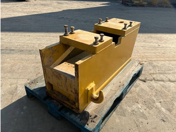 Прикачен инвентар CATERPILLAR