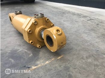 Прикачен инвентар CATERPILLAR