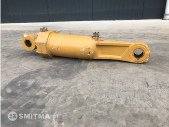 Прикачен инвентар CATERPILLAR