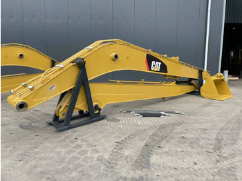 Прикачен инвентар CATERPILLAR