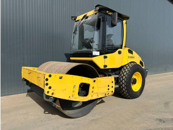 Валяк BOMAG