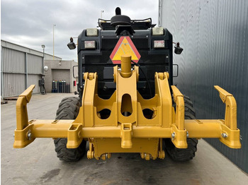 Грейдер Cat 140M2 AWD: снимка 4