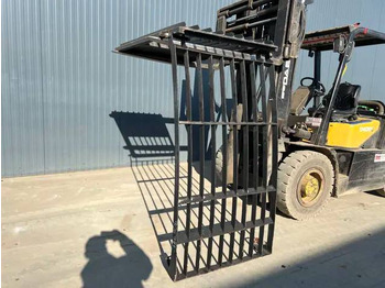 Кабина и интериор CATERPILLAR