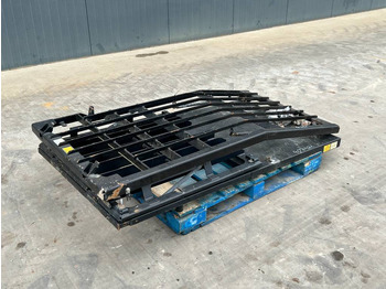 Кабина и интериор CATERPILLAR