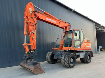 Колесен багер DOOSAN DX170W