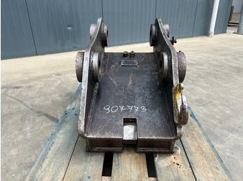 Бързо сменник за Строителна техника Gjerstad Volvo S1 - 320D: снимка 2