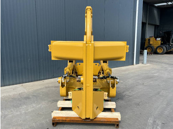 Нови Прикачен инвентар за Строителна техника Cat D7 / D7H / D7R SS Ripper: снимка 2