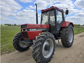 Трактор CASE IH 1056 XL: снимка 2