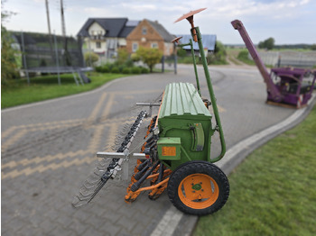 Машина за сеене amazone D8/30 SPECIAL: снимка 4 Машина за сеене amazone D8/30 SPECIAL: снимка 4