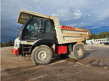 Кариерен самосвал IVECO Astra
