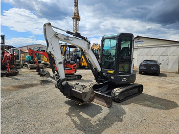 Мини багер BOBCAT E26