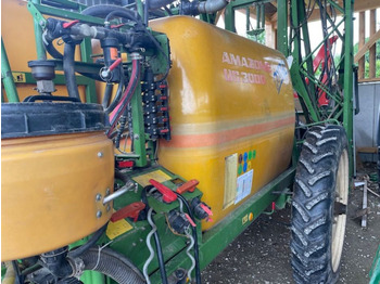 Прикачна пръскачка AMAZONE