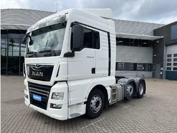 Влекач MAN TGX