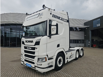 Влекач SCANIA R