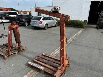 Камион с кран