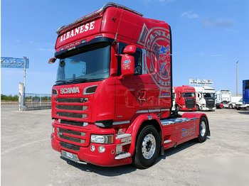 Влекач SCANIA R 490