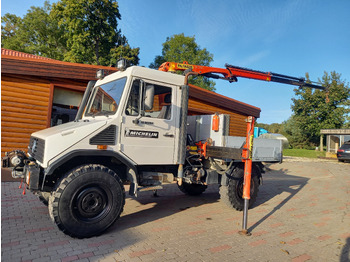 Камион с кран UNIMOG