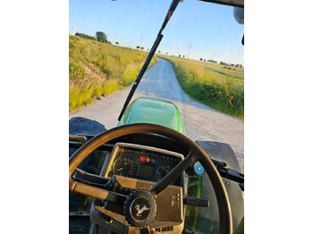 Трактор John Deere 6920: снимка 2