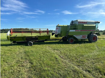 Зърнокомбайн CLAAS Dominator