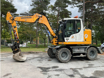 Багер LIEBHERR A 910