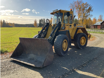 Колесен товарач VOLVO L70