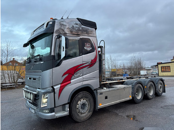 Мултилифт с кука камион VOLVO FH16