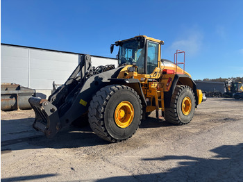 Колесен товарач VOLVO L220H