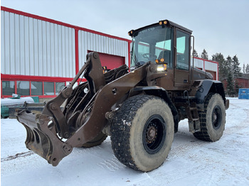 Колесен товарач VOLVO L70E