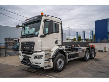 Мултилифт с кука камион MAN TGS 26.430