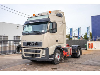Влекач VOLVO FH 400