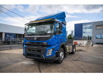 Влекач VOLVO FMX 410