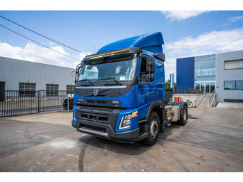 Влекач VOLVO FMX 420