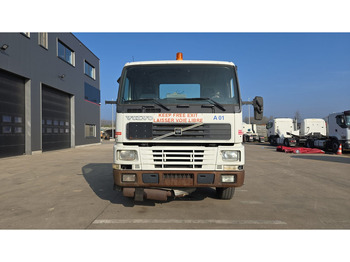 Шаси кабина Volvo FM 7 - 290 (60.000 KM ORIGINAL !!! / POMPE MANUELLE / LAMES / GRAND PONT / EX AEROPORT): снимка 2