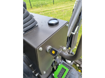 Нови Мини багер WCM CTX8010: снимка 4