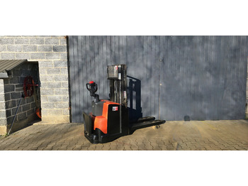 Стакер BT SWE 200 D initilal lift, wstępne podnoszenie wideł: снимка 4