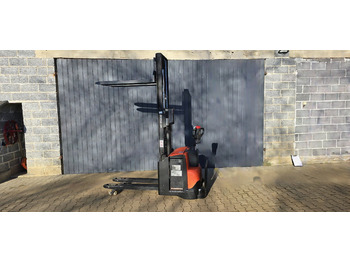 Стакер BT SWE 200 D initilal lift, wstępne podnoszenie wideł: снимка 5